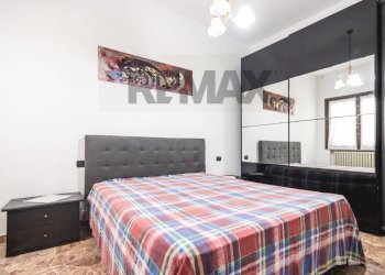 Camera / camera da letto - Three-room apartment Rimini - photo 25