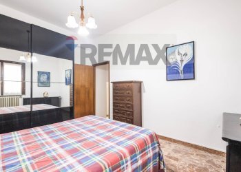 Camera / camera da letto - Three-room apartment Rimini - photo 27