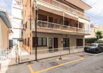Edificio all\'aperto - Three-room apartment Rimini - photo 35