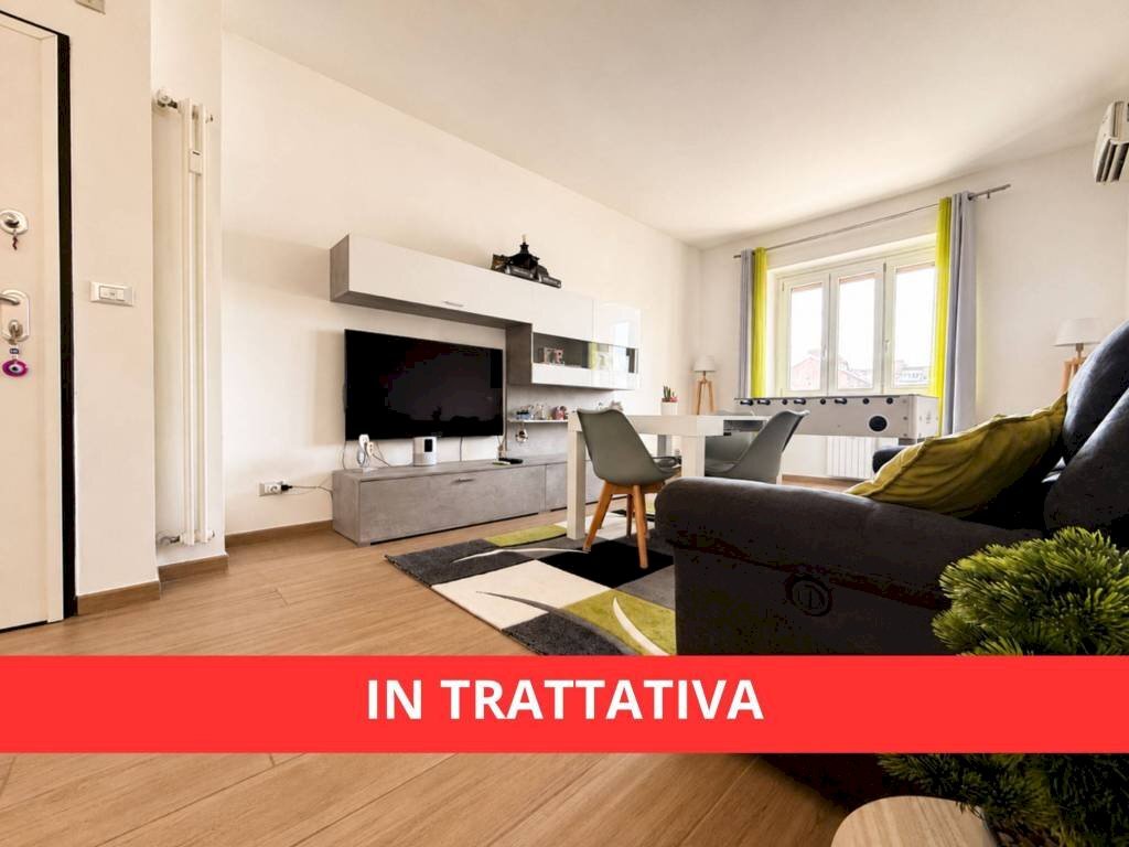 Salone - Quadrilocale via Savonarola, 41, Carmagnola - foto 1