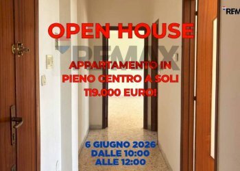 Hall / corridoio - Trilocale VIA BADOGLIO
 
65, Trani - foto 1