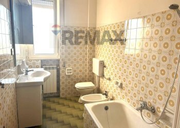 Bagno - Trilocale VIA BADOGLIO
 
65, Trani - foto 17