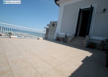 Foto 18 - Three-room apartment Corso Vittorio Emanuele Terzo
 
14, Termoli - photo 18