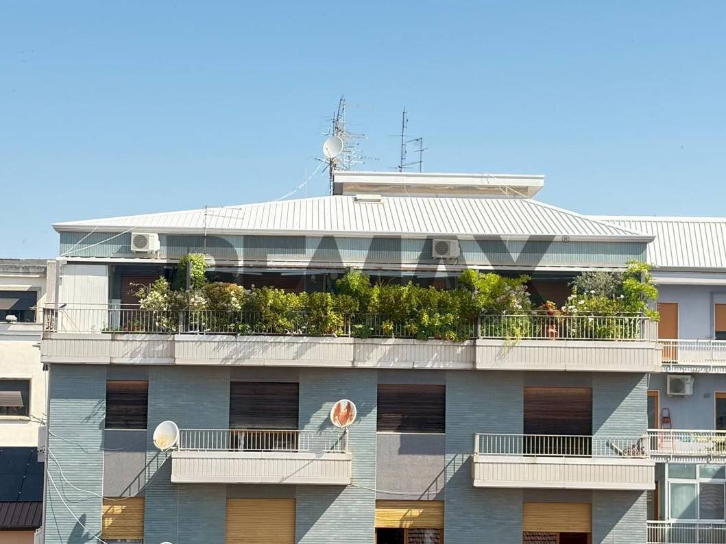 Edificio all\'aperto - Attico via tagliamento
 
15, Cosenza - foto 1