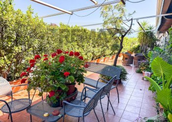 Terrazza - Attic via tagliamento
 
15, Cosenza - photo 12