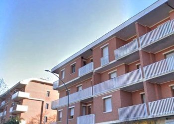 Facciata - Appartamento via Ugo Foscolo, 30, Asti - foto 1