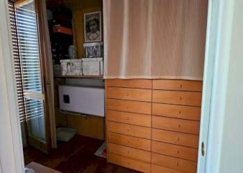 Camera da letto - Appartamento via Ugo Foscolo, 30, Asti - foto 10