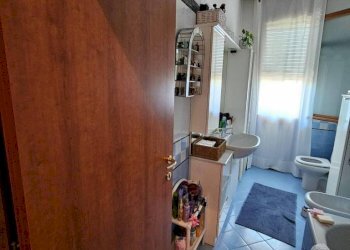 Bagno - Appartamento via Ugo Foscolo, 30, Asti - foto 12