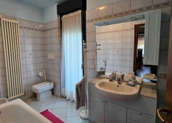Bagno - Villa a Schiera via Paolo Borsellino, Asti - foto 11