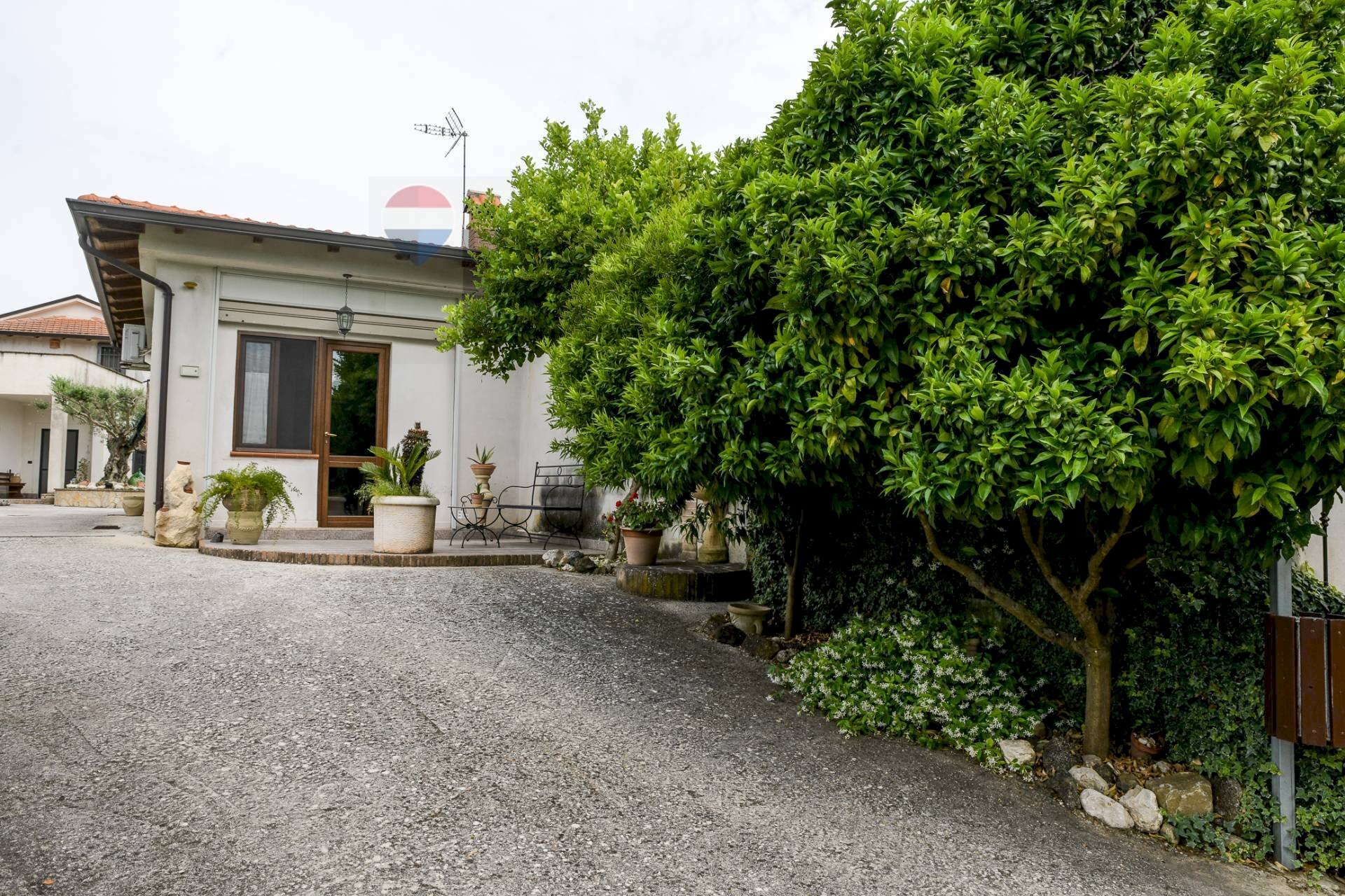 Casa all\'aperto - Villa TAVERNA VECCHIA
15, Cervaro - photo 2