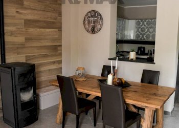 Sala da pranzo - Villa TAVERNA VECCHIA
 
15, Cervaro - foto 14