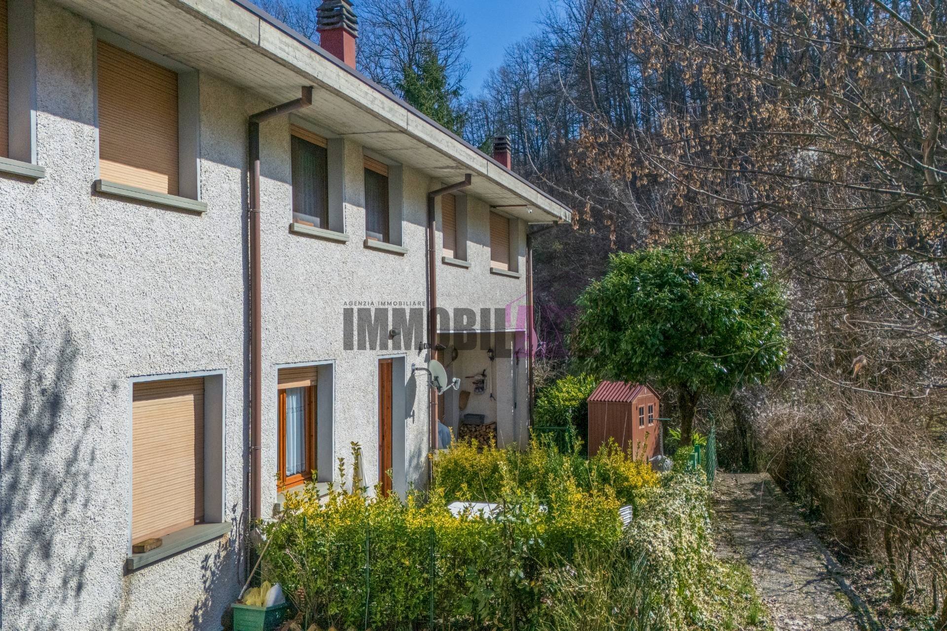 Foto 1 - Terraced Villa Via Giacomo Notari
 
43, Ventasso - photo 1