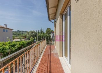 Foto 18 - Four-room apartment Via San Lorenzo A Monte
 
33, Rimini - photo 18
