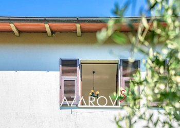 Facciata - Villa via Comano, Carrara - foto 24
