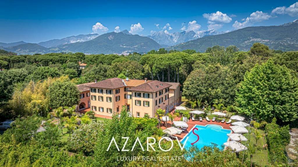 Piscina - Villa via Giuseppe Verdi, Massa - foto 1