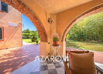 Veranda - Villa via Giuseppe Verdi, Massa - foto 14