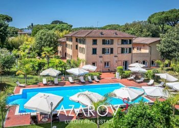 Piscina - Villa via Giuseppe Verdi, Massa - foto 20