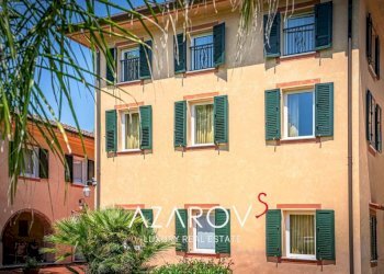 Facciata - Villa via Giuseppe Verdi, Massa - foto 43