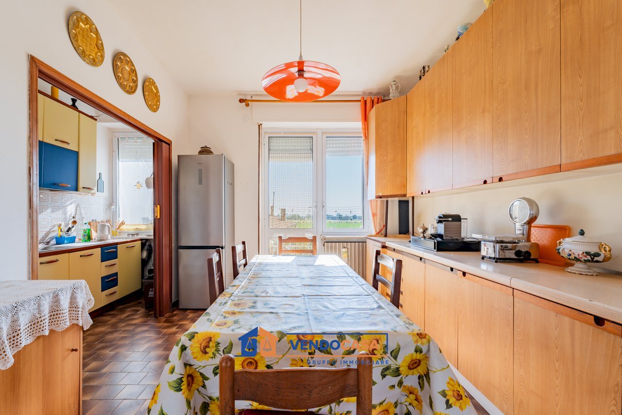 Four-room apartment Centallo - photo 3