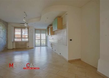 Three-room apartment Via Thaon di Revel, Poirino - photo 9