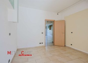 Three-room apartment Via Thaon di Revel, Poirino - photo 19