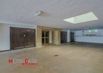 Three-room apartment Via Thaon di Revel, Poirino - photo 35
