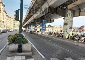 Trilocale VIA ANTONIO GRAMSCI, 21 
 Centro Storico, Genova (zona Centro Storico) - foto 2