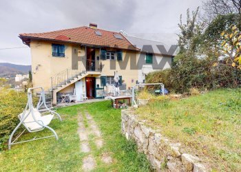 Semi-detached house Via Pozzoni, 19 
 Bolzaneto, Genova (neighborhood Bolzaneto) - photo 2