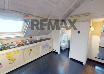Semi-detached house Via Pozzoni, 19 
 Bolzaneto, Genova (neighborhood Bolzaneto) - photo 20