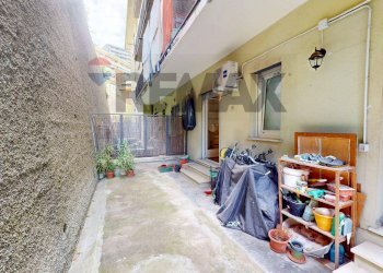 Trilocale via Enrico Hillyer Giglioli, 130 
 Marassi, Genova (zona Marassi) - foto 28