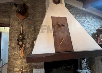 Casale Via Scanderaruola, snc 
 Comano, Comano - foto 8