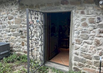 Casale Via Scanderaruola, snc 
 Comano, Comano - foto 15