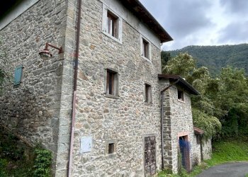 Casale Via Scanderaruola, snc 
 Comano, Comano - foto 24