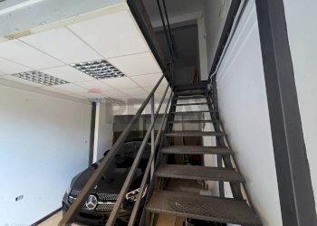 Garage - Parcheggio Via Pietro Toselli, 27R 
 S. Fruttuoso, Genova (zona San Fruttuoso) - foto 3
