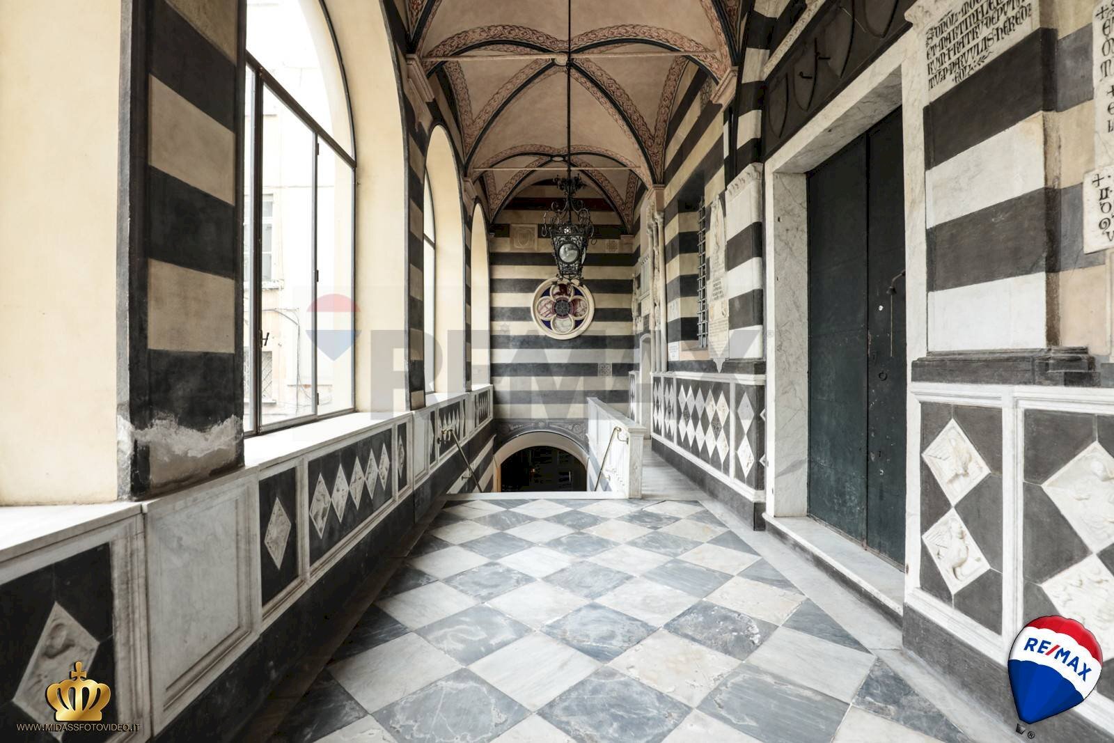 Office Salita Di San Francesco, 7 
 Centro Storico, Genova (neighborhood Centro Storico) - photo 1