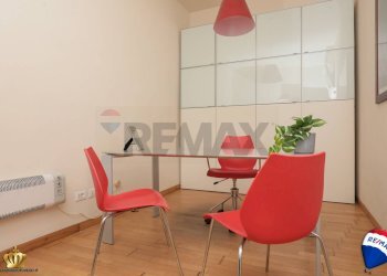 Office Salita Di San Francesco, 7 
 Centro Storico, Genova (neighborhood Centro Storico) - photo 2