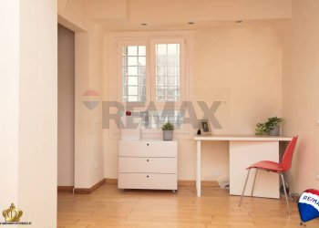 Office Salita Di San Francesco, 7 
 Centro Storico, Genova (neighborhood Centro Storico) - photo 4