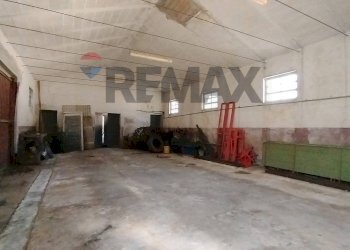 Commercial Premises Mirandola, MO, Mirandola - photo 8