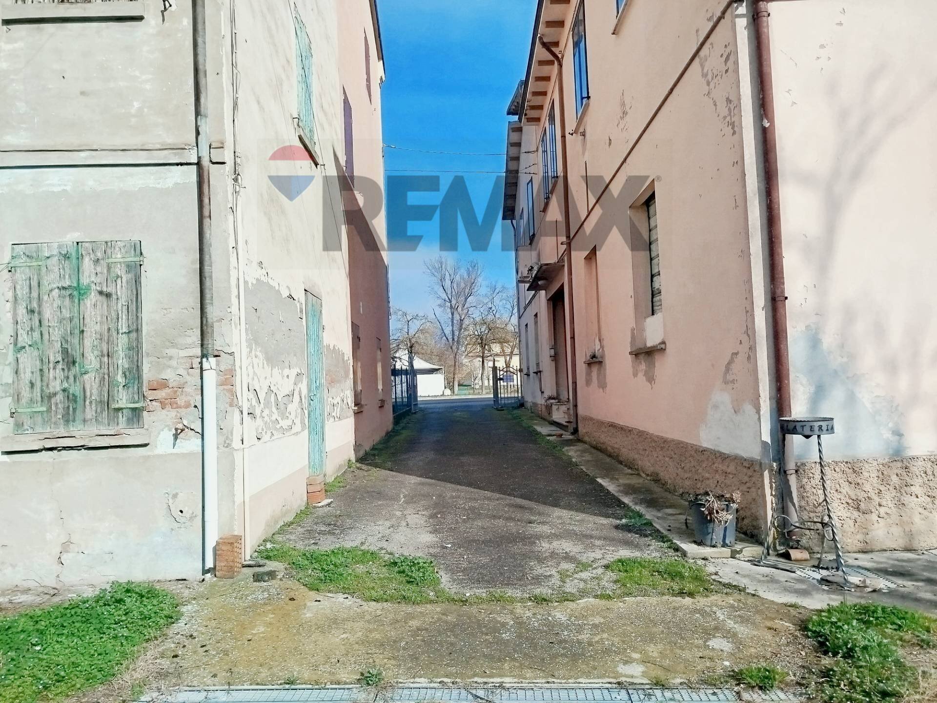 Casa indipendente San Martino Spino, Mirandola, Mirandola - foto 2