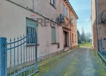 Casa indipendente San Martino Spino, Mirandola, Mirandola - foto 3