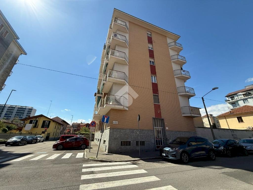 Apartment Via Marco Minghetti, Collegno - photo 1