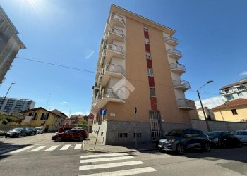 Appartamento Via Marco Minghetti, Collegno - foto 1