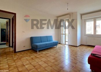 One-room apartment Settimo Torinese, TO, Settimo Torinese - photo 3