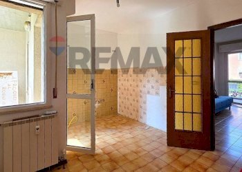 One-room apartment Settimo Torinese, TO, Settimo Torinese - photo 6