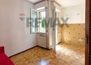 One-room apartment Settimo Torinese, TO, Settimo Torinese - photo 7