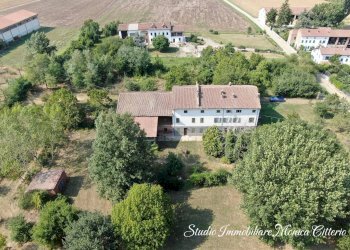 Cascina Via Bussolina 1, Castelletto Monferrato - foto 1