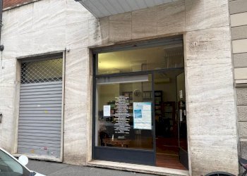 Commercial Premises Via Pollenzo 51, Torino (neighborhood San Paolo) - photo 3