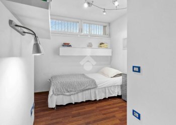 Four-room apartment via Gugliemo Marconi, hamlet Milano 3, Basiglio - photo 11