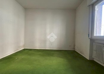 Two-room apartment Via Zara, Parma (neighborhood Oltretorrente) - photo 12