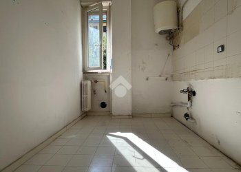 Two-room apartment Via Zara, Parma (neighborhood Oltretorrente) - photo 14